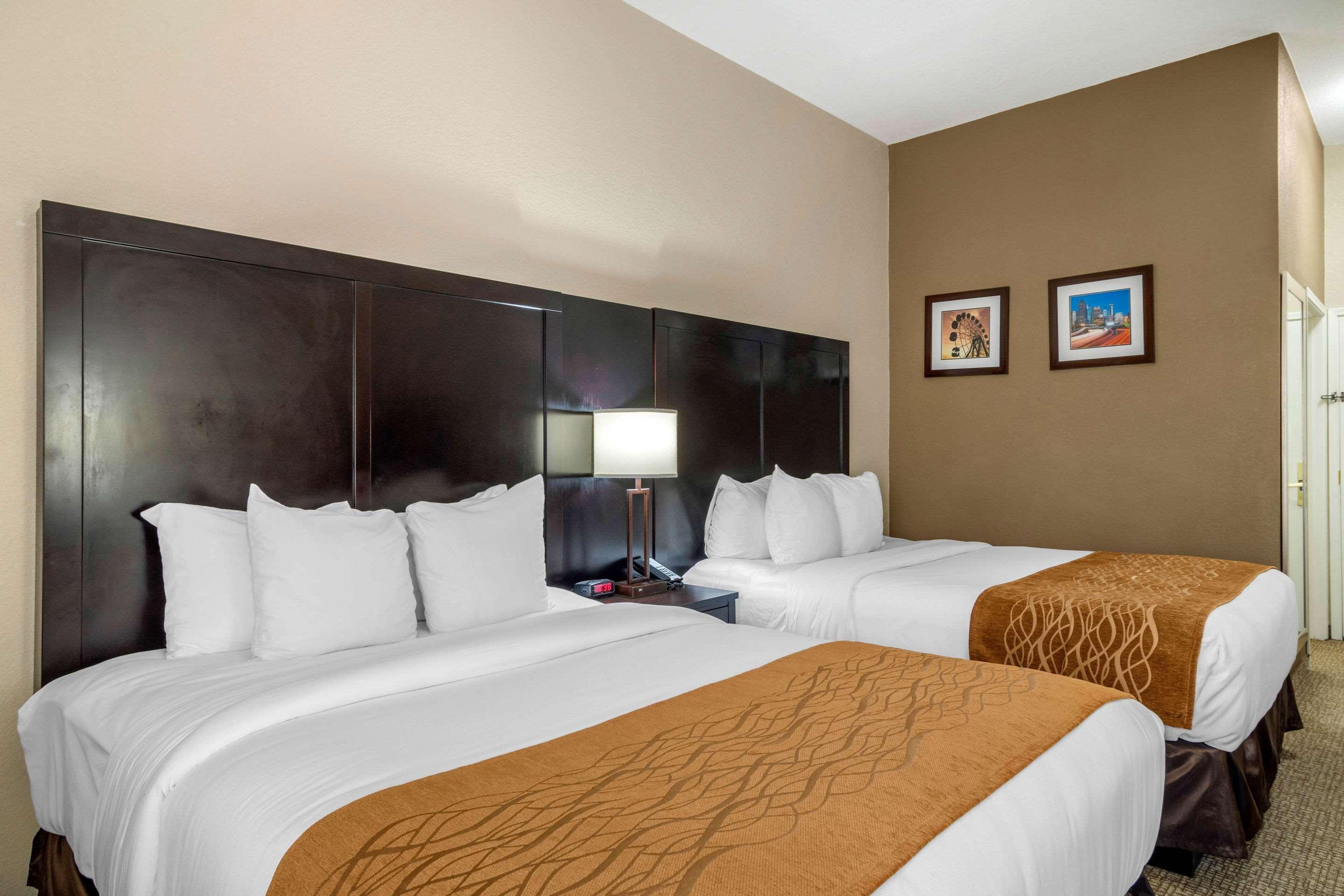 Comfort Inn & Suites Atlanta-Smyrna Exterior photo