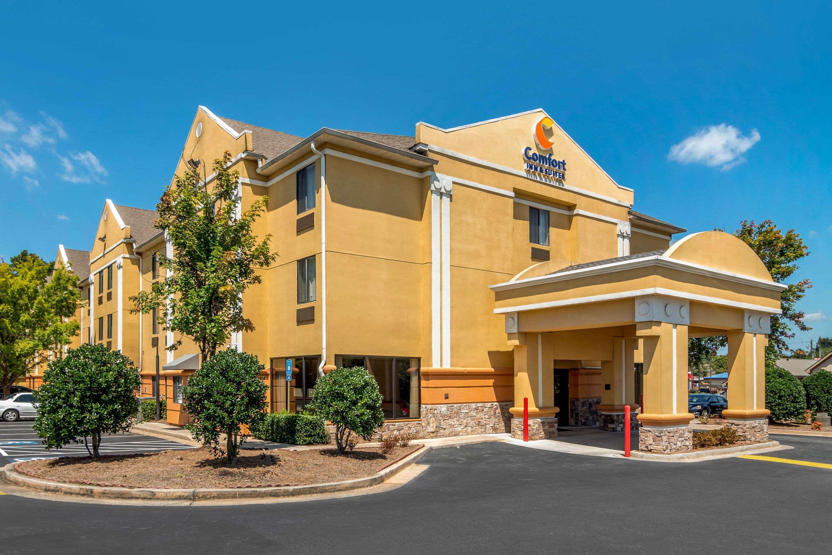 Comfort Inn & Suites Atlanta-Smyrna Exterior photo