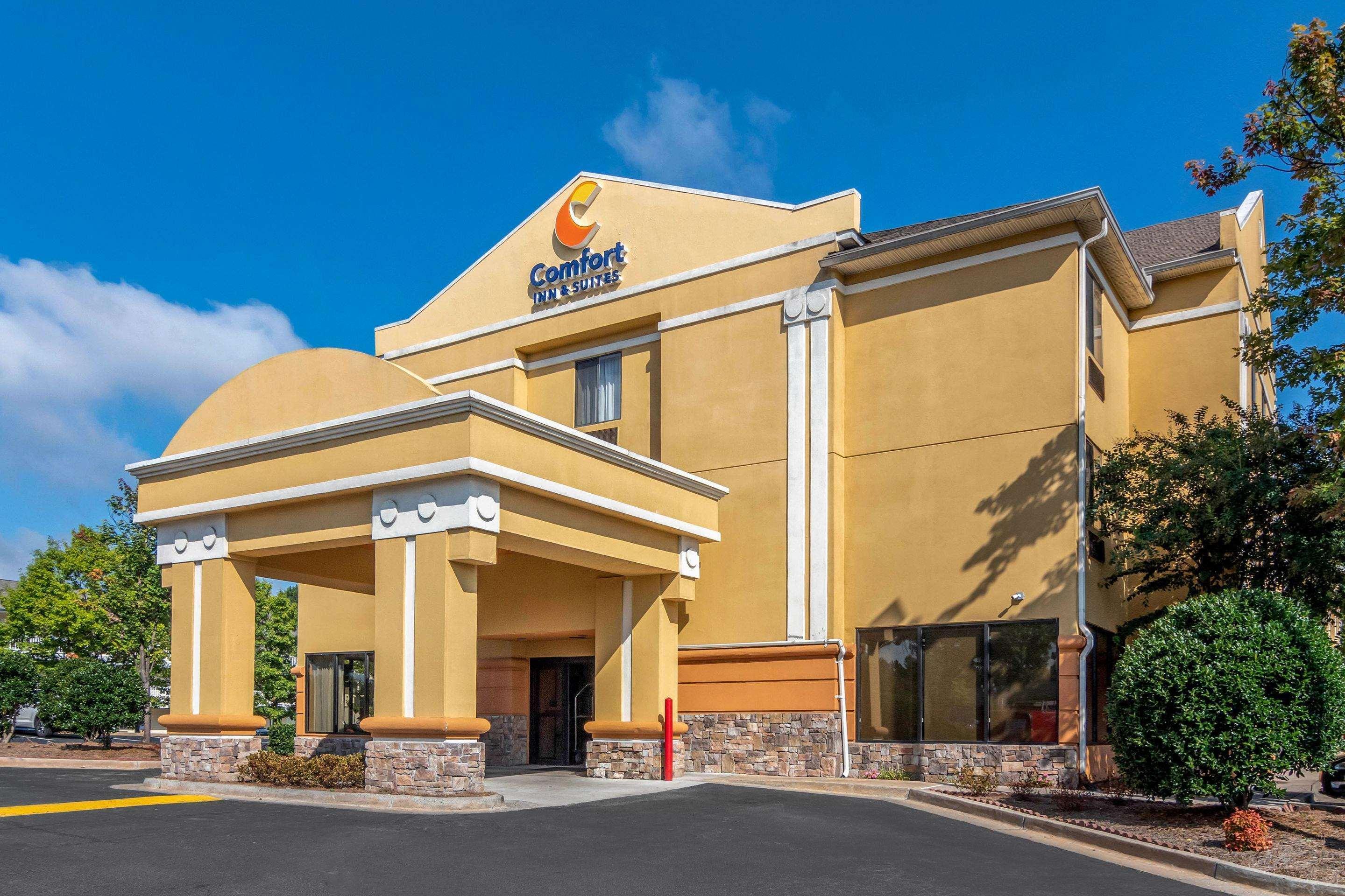 Comfort Inn & Suites Atlanta-Smyrna Exterior photo