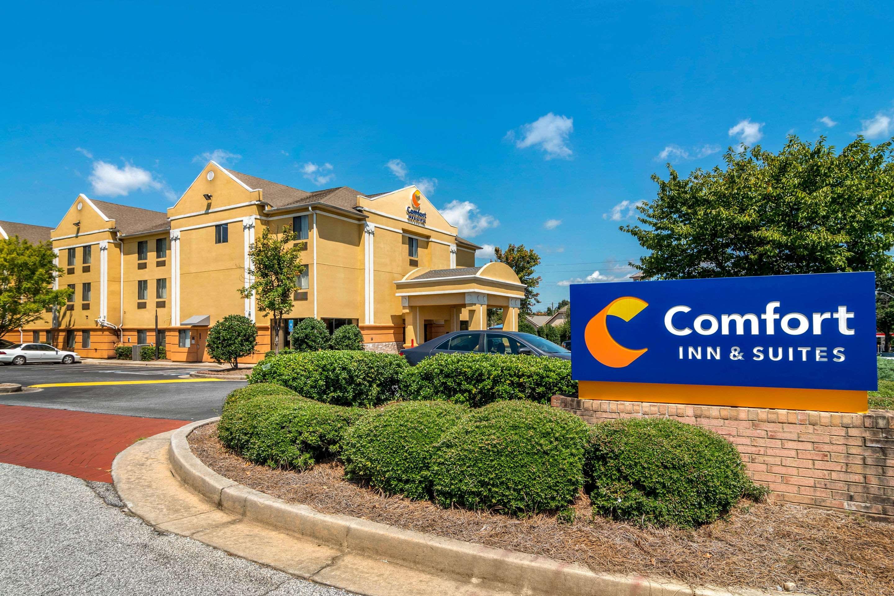 Comfort Inn & Suites Atlanta-Smyrna Exterior photo