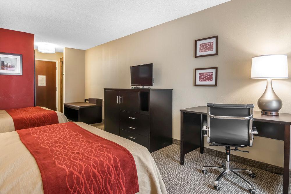 Comfort Inn & Suites Atlanta-Smyrna Exterior photo